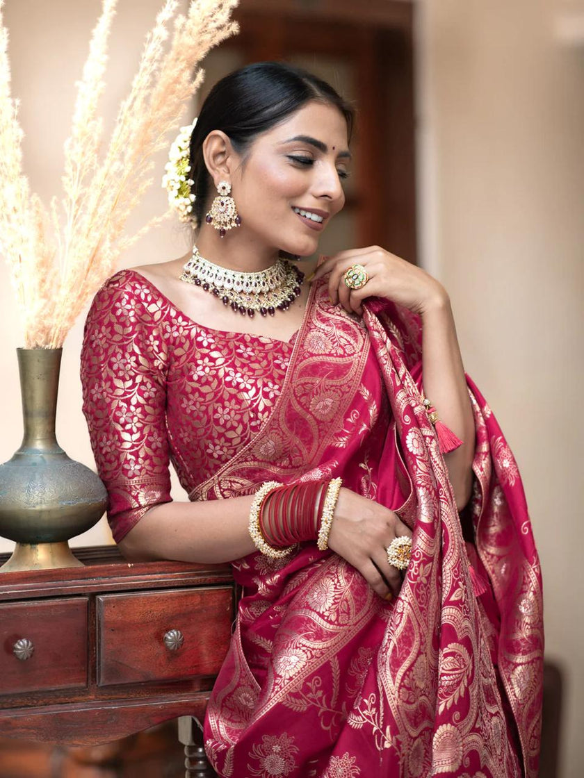 Hema RubyPink Banarasi Silk Saree WIth Fabulouse Blouse Piece