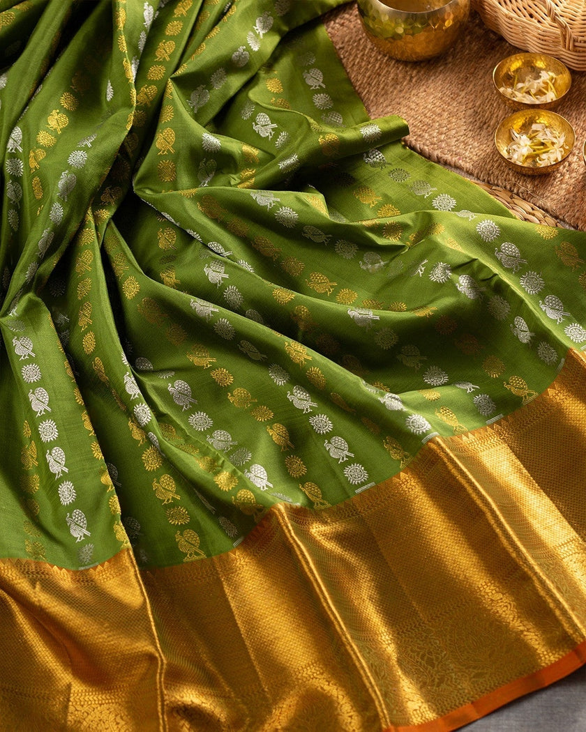 Green Golden Luxurious Soft Banarasi Silk Saree