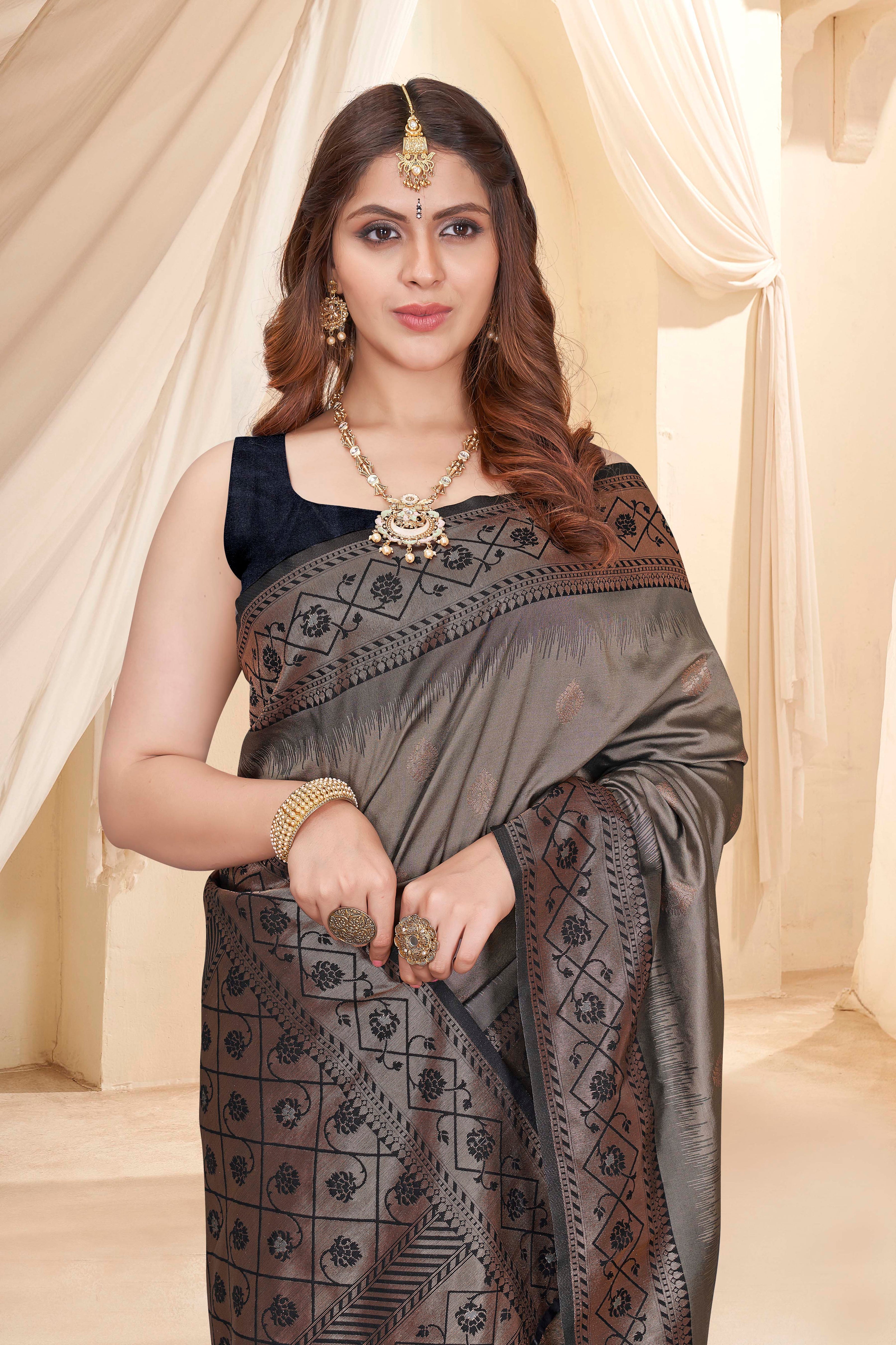Grey Soft Silk Floral Border Contrast Zari Woven Saree