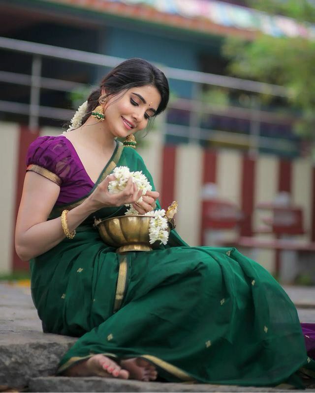 Attractive Green Cotton Silk Saree