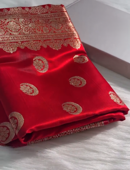 Classic Red Banarasi Silk Saree with Gold Zari Paisley Motifs & Heavy Traditional Border