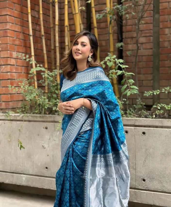 Pehnava Multy Color Woven Art Silk Saree