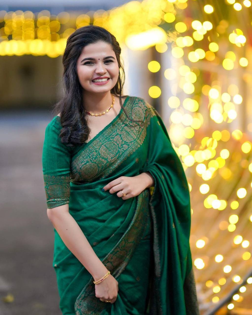 Emerald Green Banarasi Silk Saree with Antique Gold Zari Border and Matching Blouse