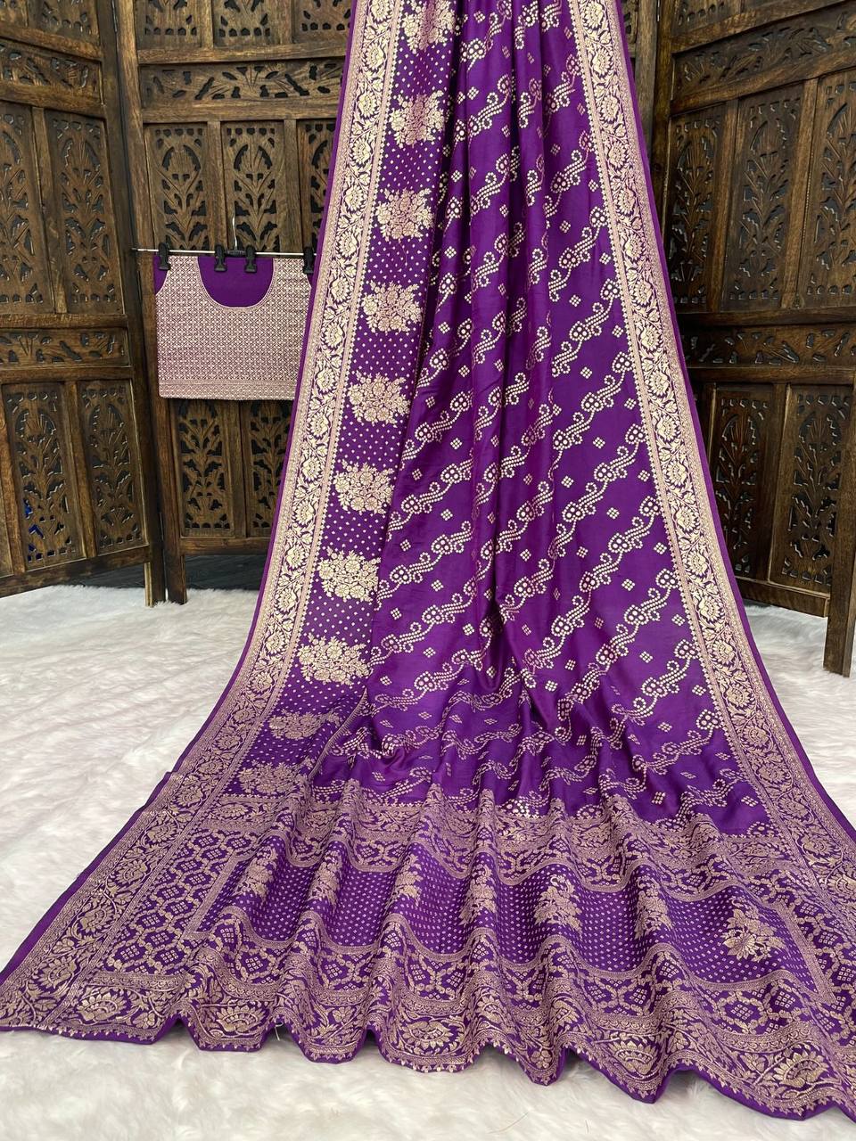 Premium Luxury Royal Purple Bandhani Silk Saree with Heavy Gold Woven Border & Grand Designer Pallu