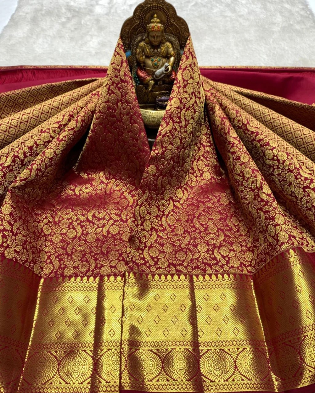 Royal Rani Pink Banarasi Silk Saree with Rich Gold Zari Weaving | Traditional Wedding & Festive Wear
