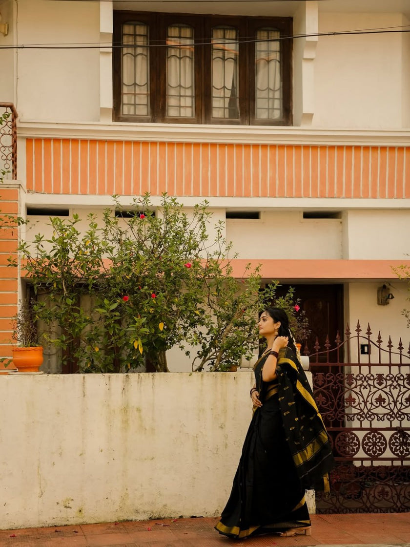 Elegant Black Banarasi Silk Saree with Classic Gold Zari Border | Timeless Traditional & Festive Wear