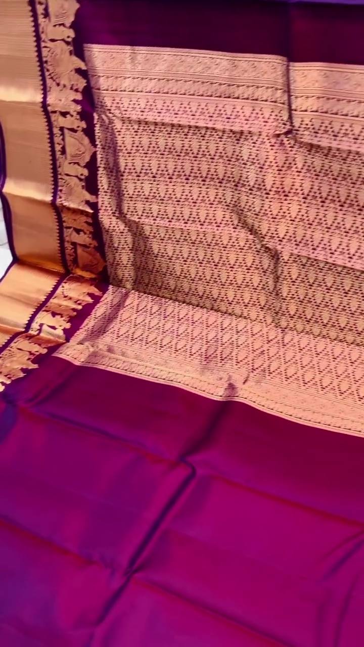 Royal Violet Kanjivaram Style Silk Saree with Grand Golden Zari Border & Rich Designer Pallu | Premium Wedding Wear