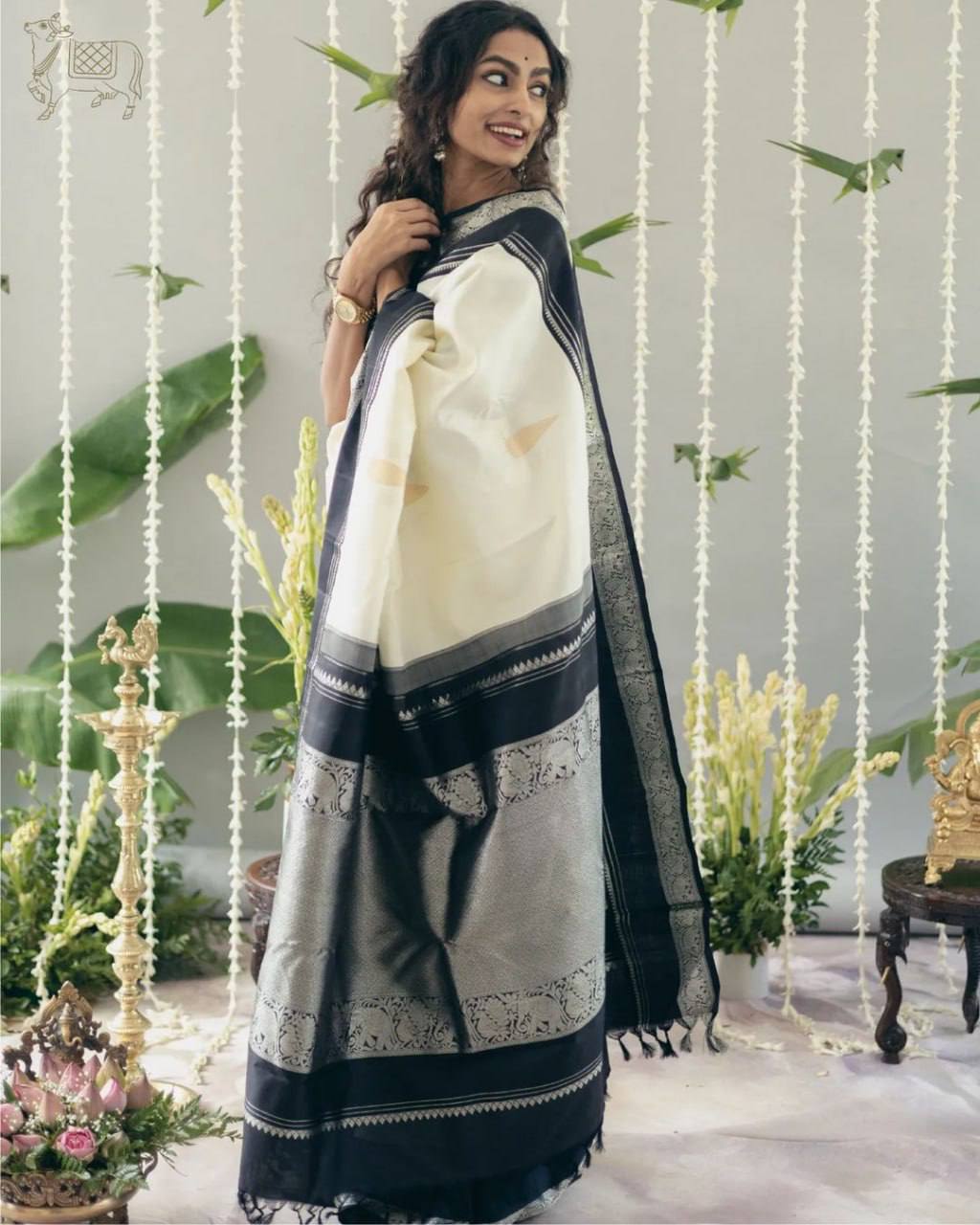 Elegant Kerala Kasavu Cotton Saree with Black Contrast Border & Silver Zari Weaving