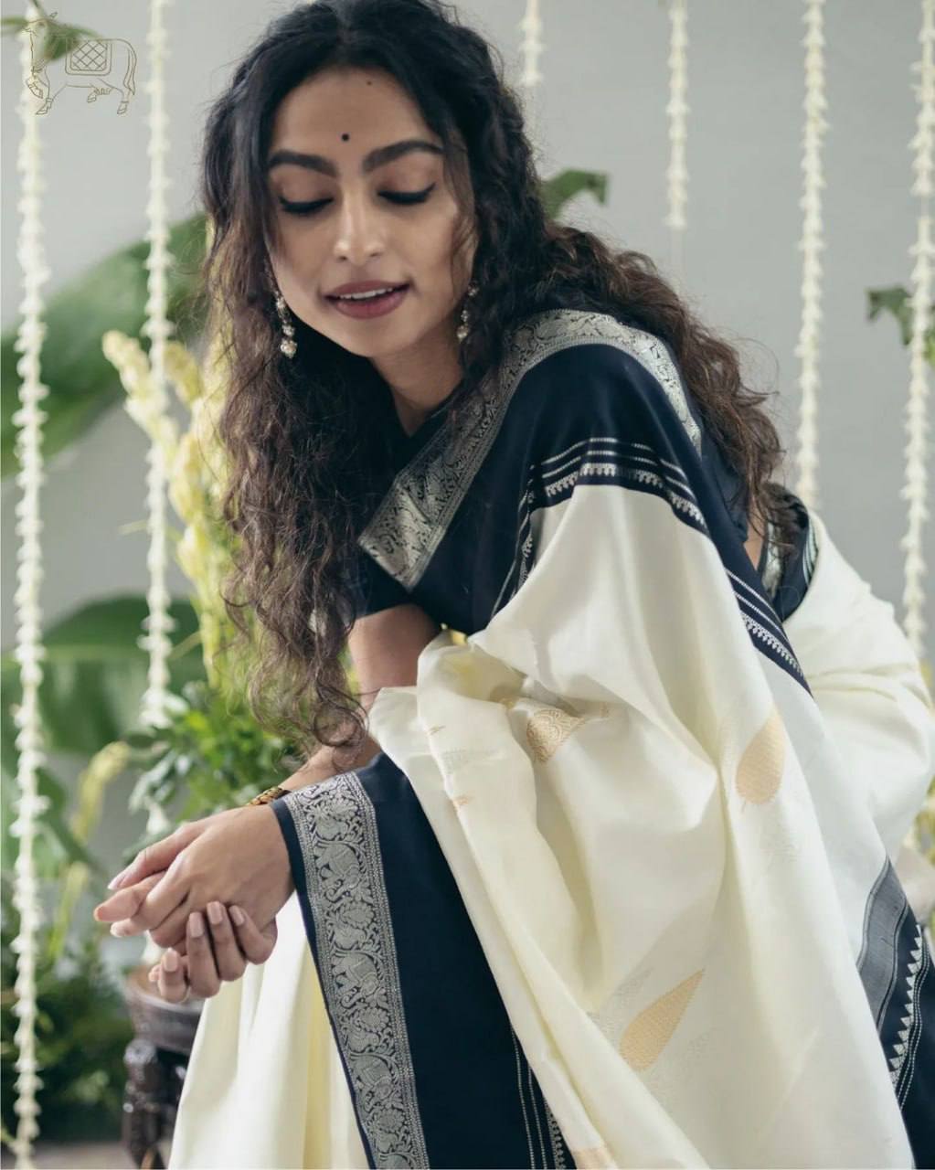 Elegant Kerala Kasavu Cotton Saree with Black Contrast Border & Silver Zari Weaving