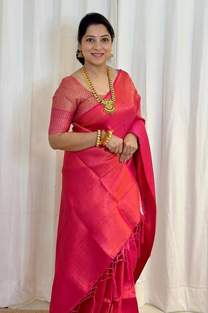 Luxury Rani Pink Kanjivaram Silk Saree with Rich Self Zari Weaving & Grand Pallu