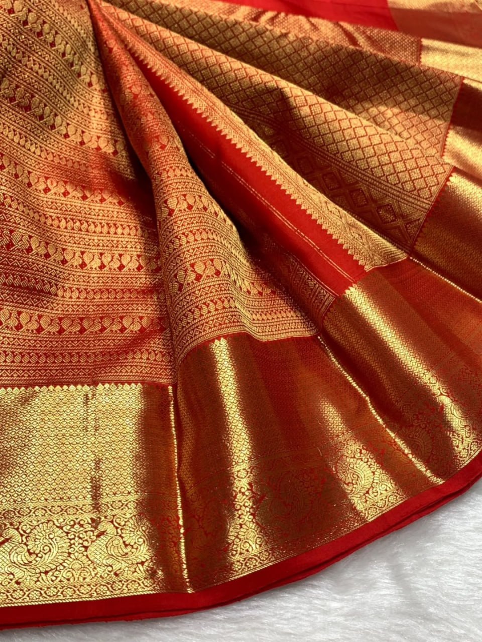 Elegant Red & Gold Zari Woven Silk Saree