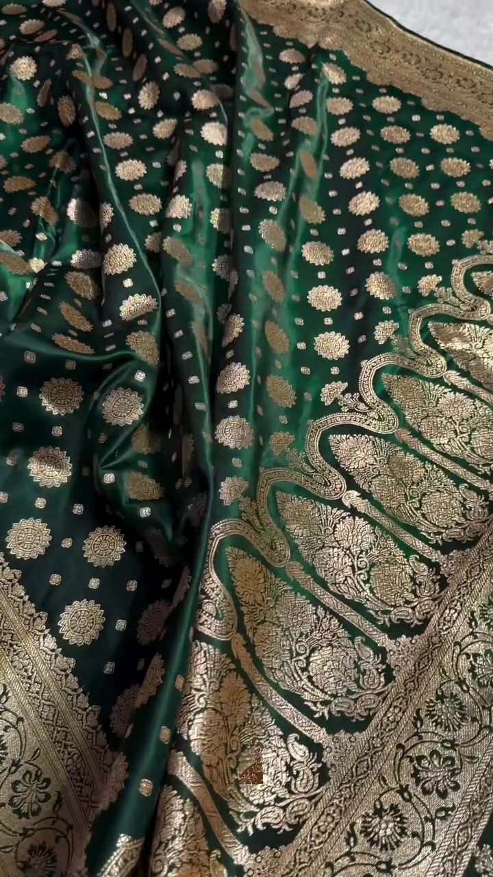 Forest Green Banarasi Silk Saree with Gold Zari Medallion Motifs & Traditional Woven Border